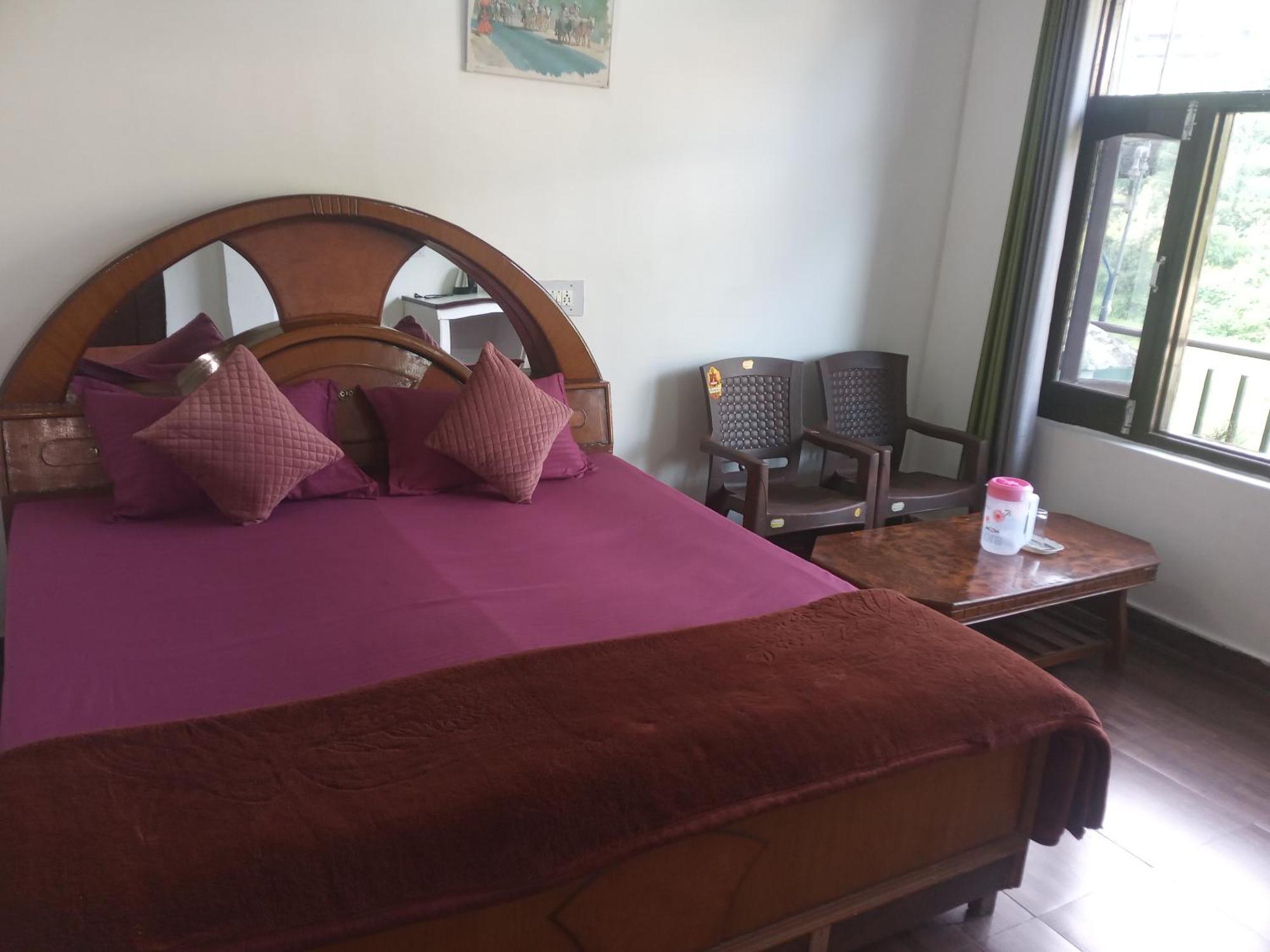 דרמסאלה Nirmal Homestay מראה חיצוני תמונה