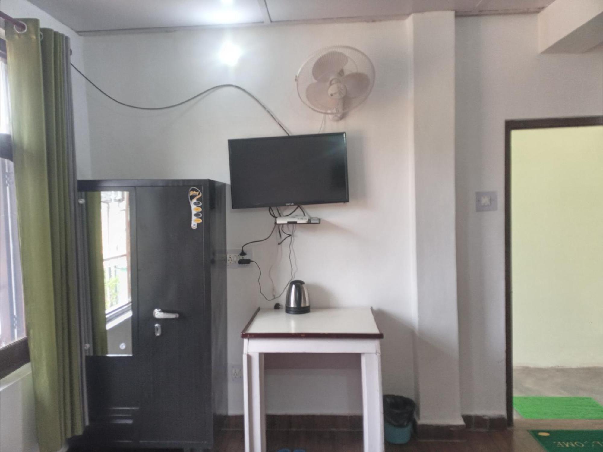 דרמסאלה Nirmal Homestay מראה חיצוני תמונה